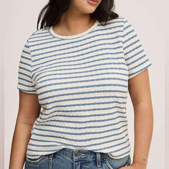Torrid Vintage Inspired Striped Short Sleeve Top, Textured, Stretchy NWT 4X - Picture 1 of 14
